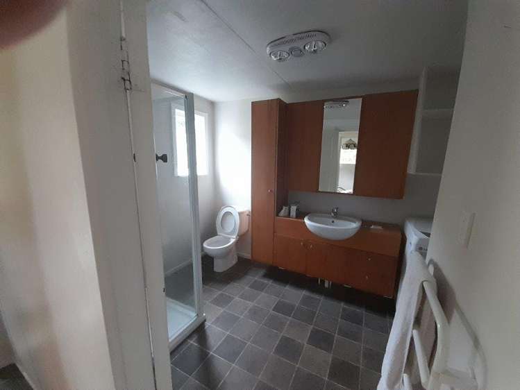 33 Karapoti Road Craigs Flat_11