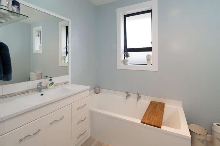 131 Belt Road Allenton_17