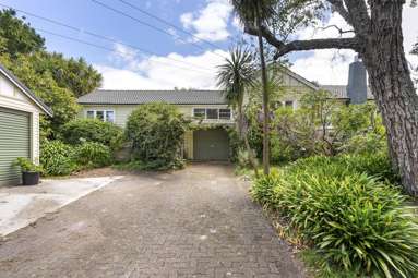 221-223 Queens Road_2