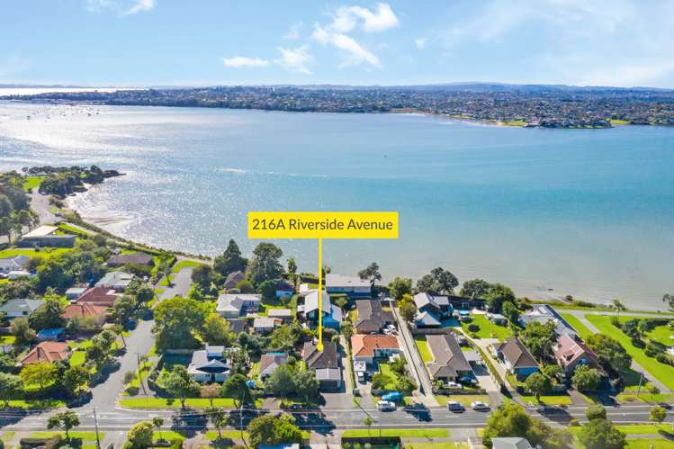 216a Riverside Avenue Point England_18