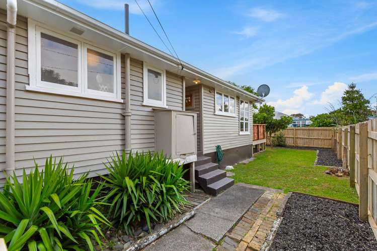 3/20 Waipani Road Te Atatu Peninsula_13