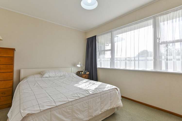 707 Collinge Road Mayfair_9