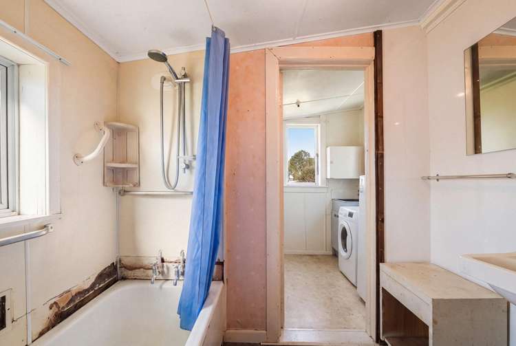 17 Queen Street Waihi_8