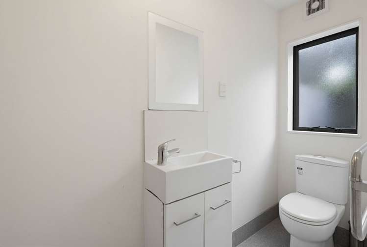 10/11 Gordon Place Newtown_15