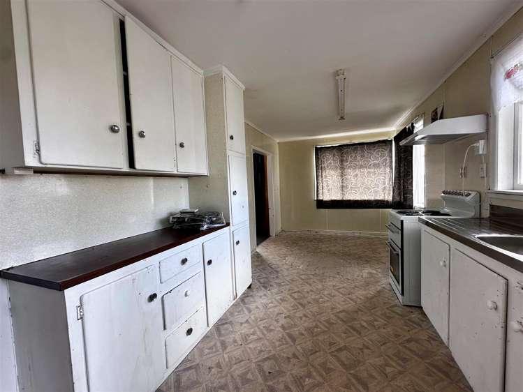 49 Whitley Crescent Otara_8