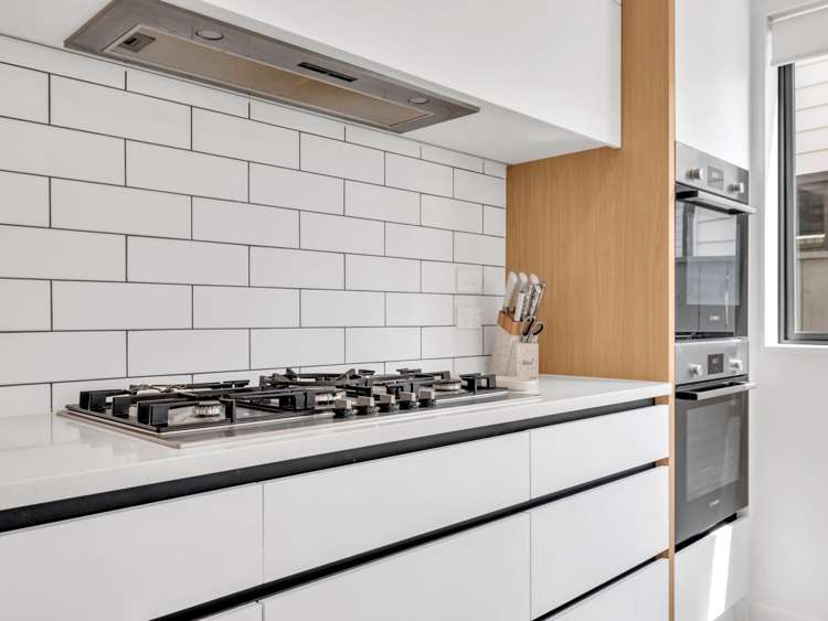 9 Puruatanga Drive Flat Bush_6