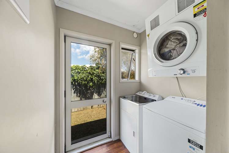 6 Ngahana Place Turangi_12