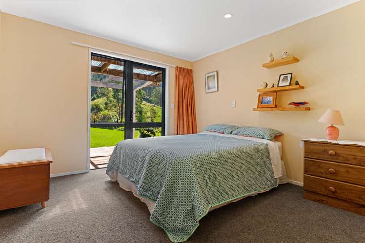 44 Springwater Thames_16