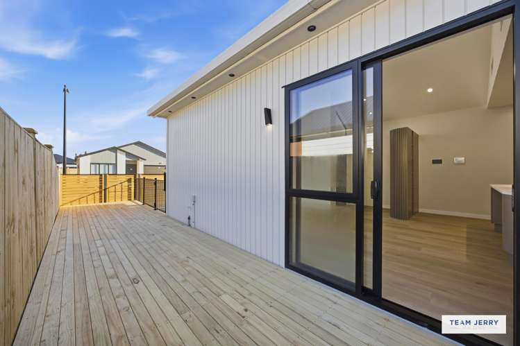 14 Tuwai Crescent Opaheke_27
