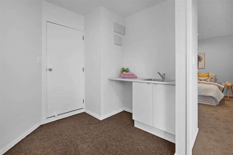 5 Laura Kent Place Woolston_16