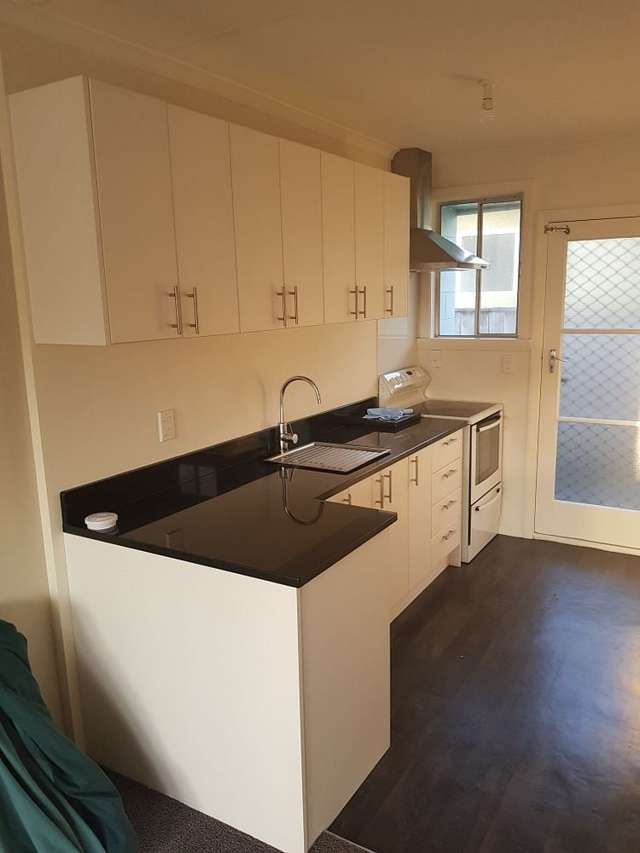 2/497 Ferguson Street Palmerston North_2