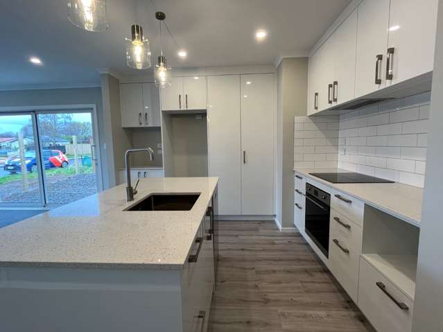 3 van Baarle Close 10114_3