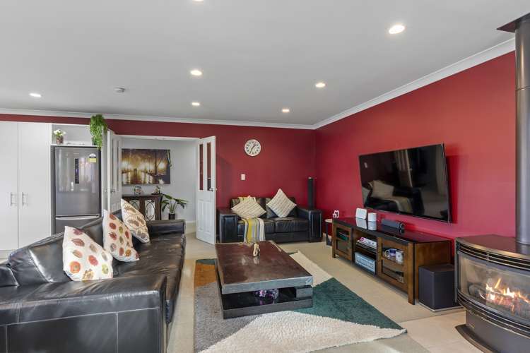 20 Ronald Scott Grove Riverstone Terraces_6