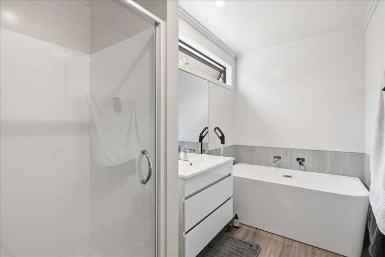 103 Awataha Crescent Pyes Pa_18