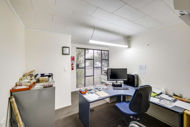 104 Niven Street Onekawa_12