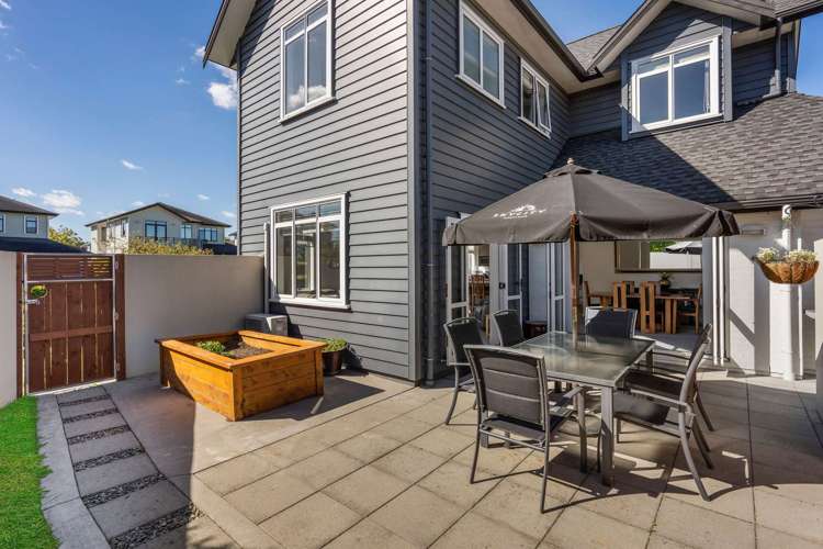 1 Thornton Green Karaka_8