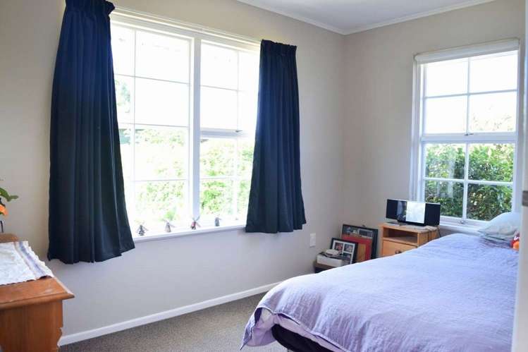 842 Oxford Road Fernside_9