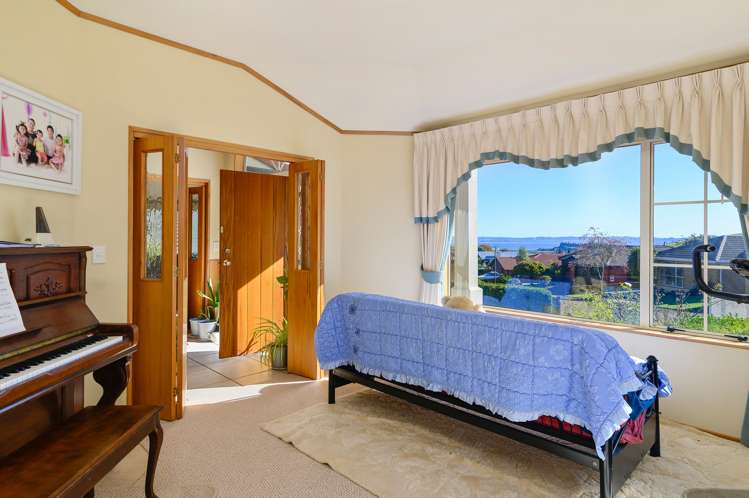 7 Forest Place Lynmore_9