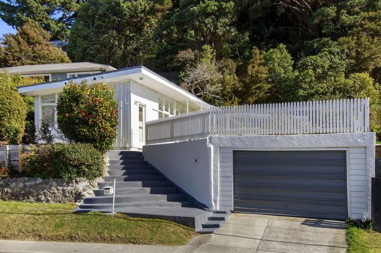 123 Wainuiomata Road Wainuiomata_18