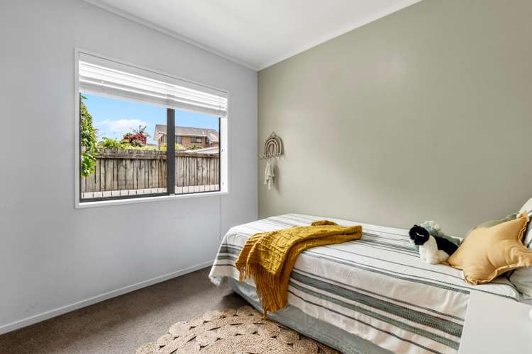 54 Heron Avenue East Matua_12