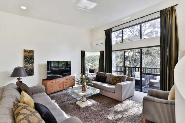 93 Scenic Drive Titirangi_1