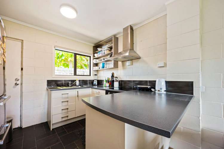 106 & 106A Burnley Terrace Sandringham_4