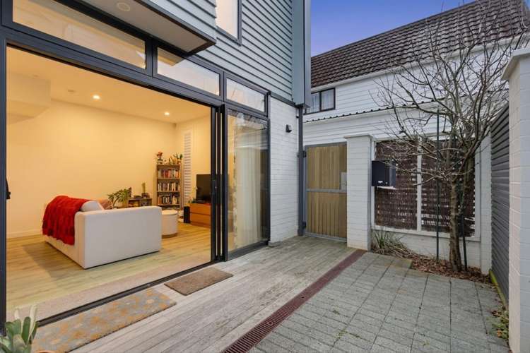 82C Wallace Street Mount Cook_17