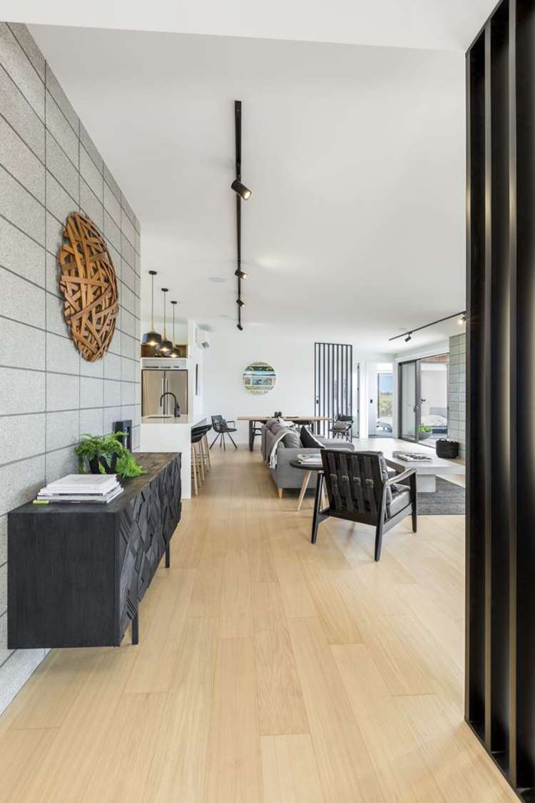 10 Laly Haddon Place Matakana_6