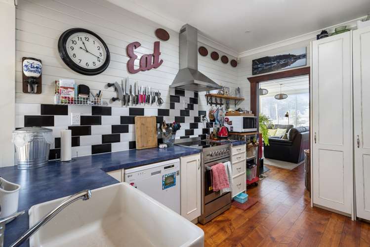 7 Barber Street Foxton Beach_5