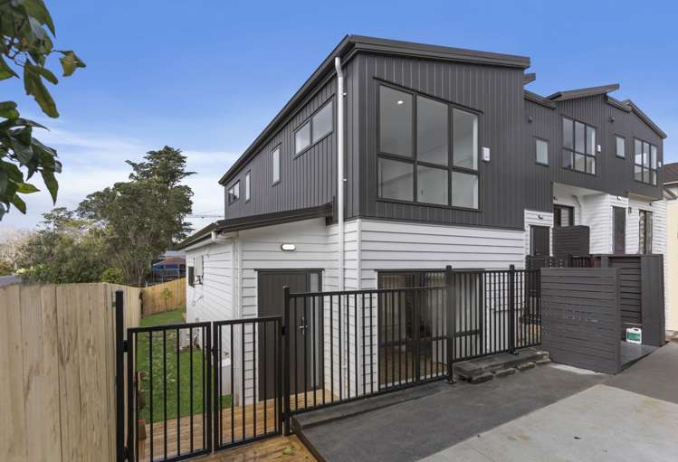 8E Tahinga Street 10887_1