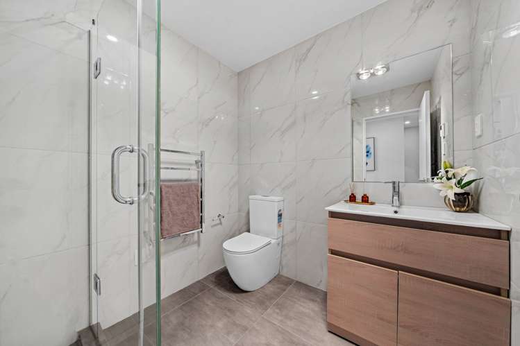 7 Freshland Drive Flat Bush_18