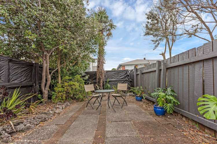 11/56 Ferndale Road_5