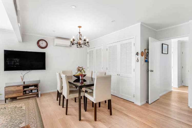 11 Penguin Drive Murrays Bay_10