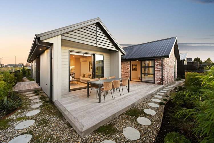 85 Musselwhite Terrace Chartwell_1