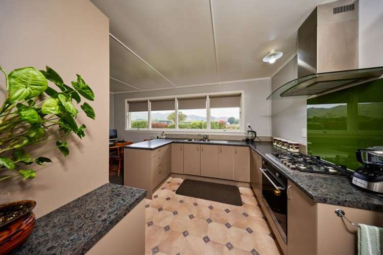 1199 Parnassus Road Cheviot_11