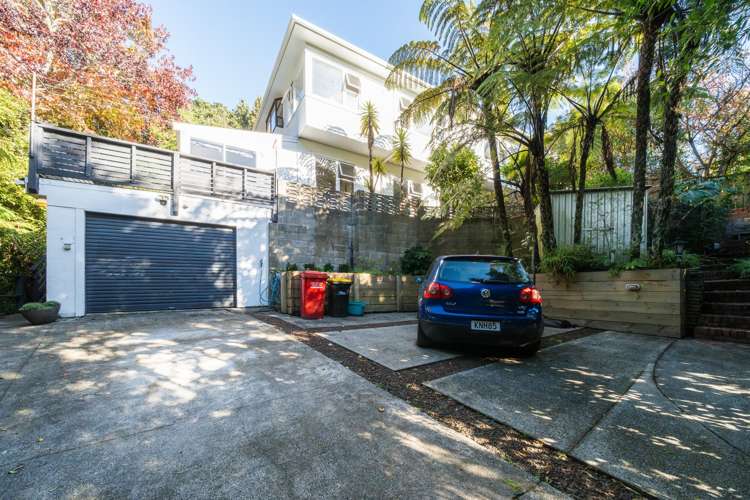 10 Court Road Tawa_29