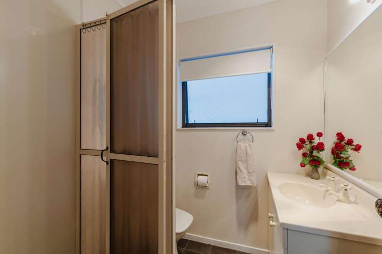 4 Majestic Way The Wood_13