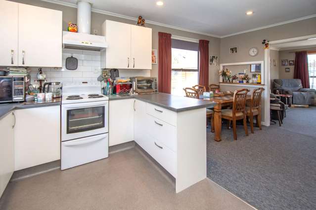 83 Vancouver Crescent Wainoni_1