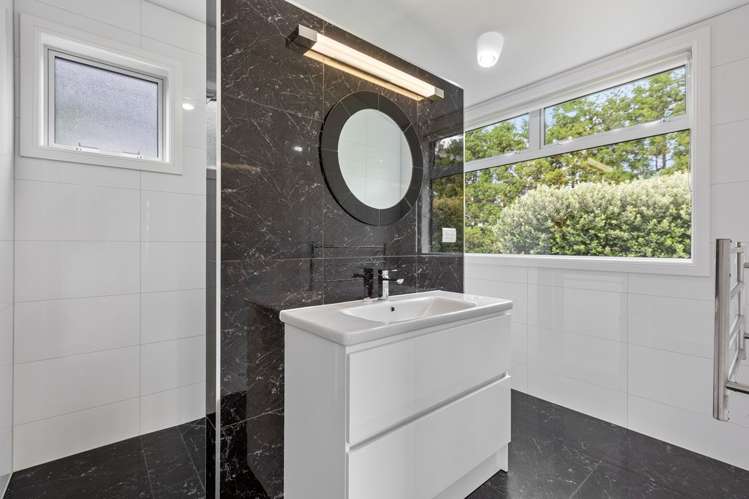 144 Henwood Road Bell Block_11