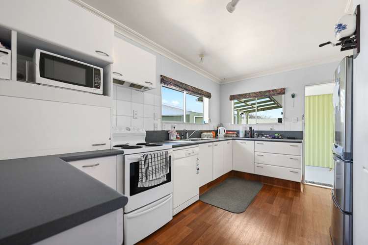 6 Pohutukawa Drive Pukete_2