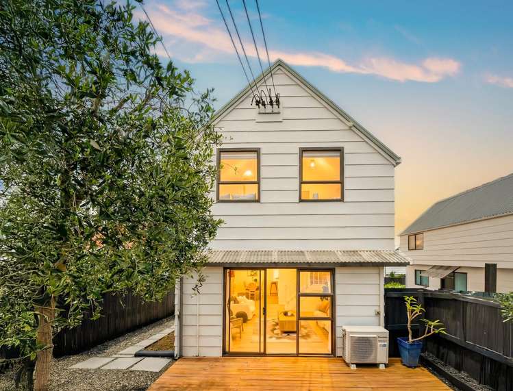 1/30 Owairaka Avenue Mount Albert_18