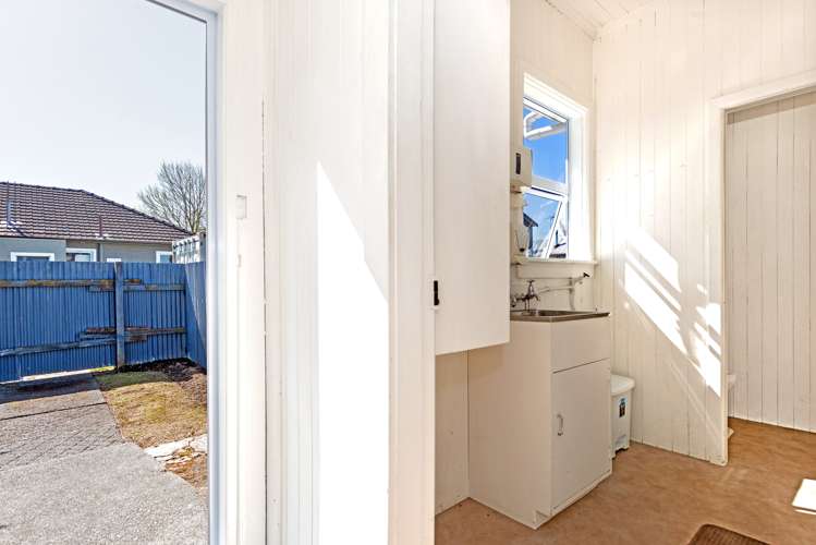 21 Leith Street Gisborne_10