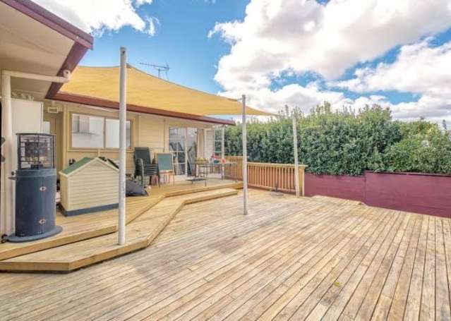 4 Bedroom house for rent -  Opaheke, Papakura