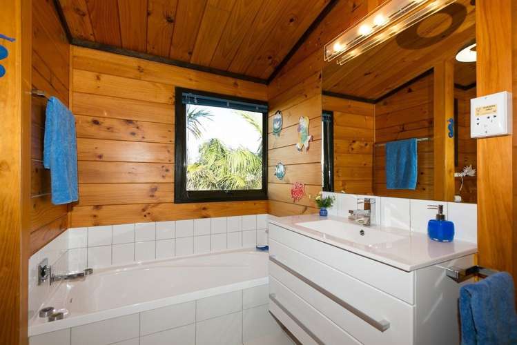 55 Karina Road Merrilands_13