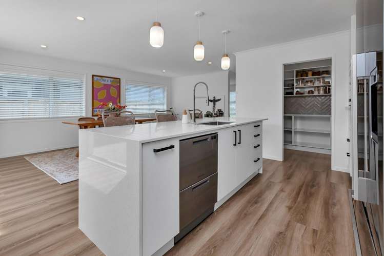 4 Cascade Crescent Tikipunga_6