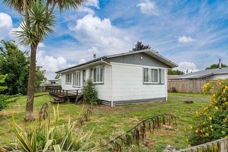 2 Toi Grove Turangi_16