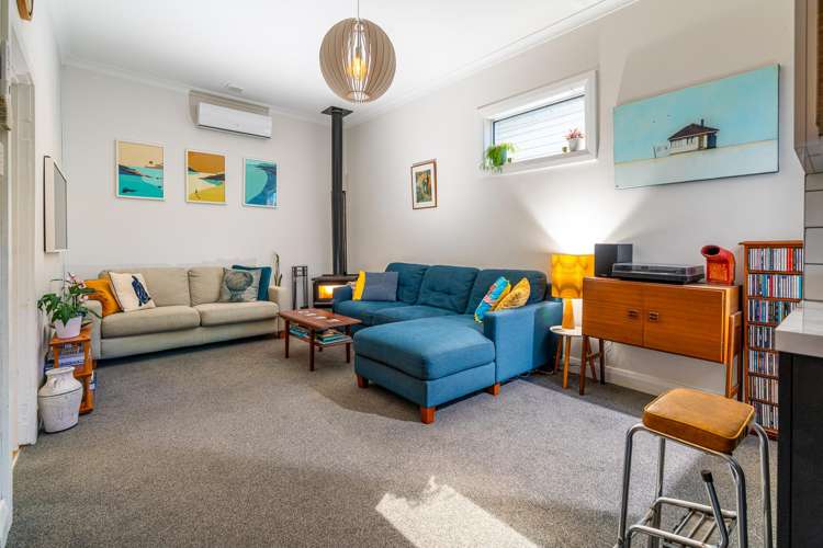 187 Queens Drive Lyall Bay_7
