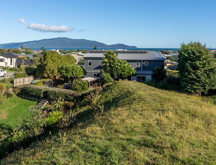 11 Pharazyn Avenue Waikanae Beach_19