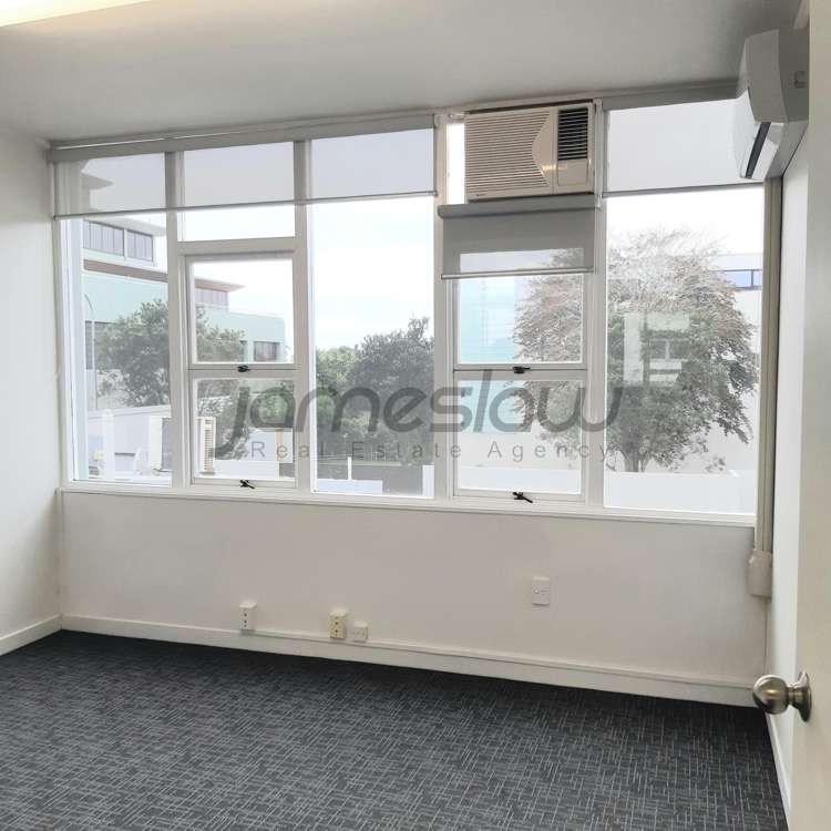 First Floor/424 Lake Road Takapuna_11