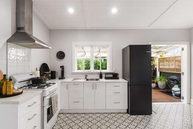 14 Root Street Gisborne_1